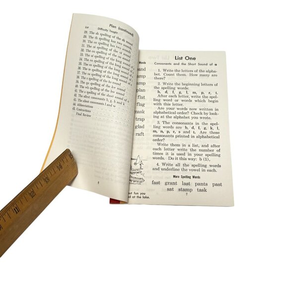 Vintage Home School Text PB Lot 4 Word Family Speller and Math Books 1960 - Picture 14 of 16